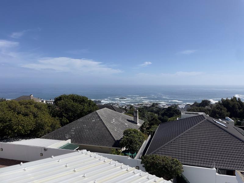 To Let 2 Bedroom Property for Rent in Camps Bay Western Cape